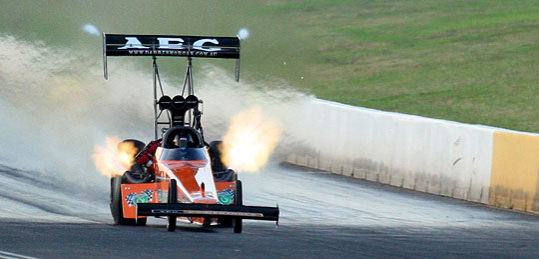 Top Fuel thunder in centre of Adelaide