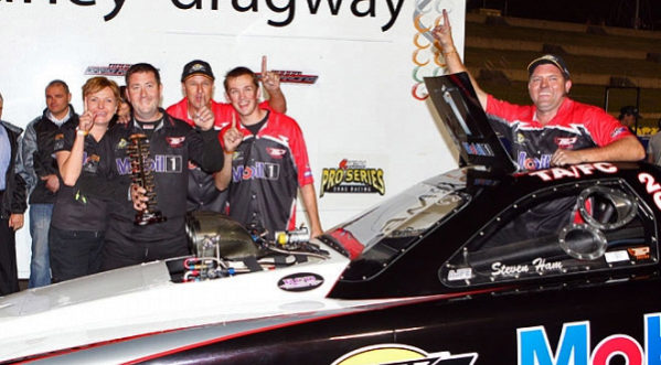 Top Alcohol racer Steven Ham realised a childhood dream in Sydney last weekend, claiming the first ANDRA gold christmas tree trophy in his Pro Series career. Ham defeated 14-times Top Alcohol champion Gary Phillips in the close 5.52sec to 5.54sec final.