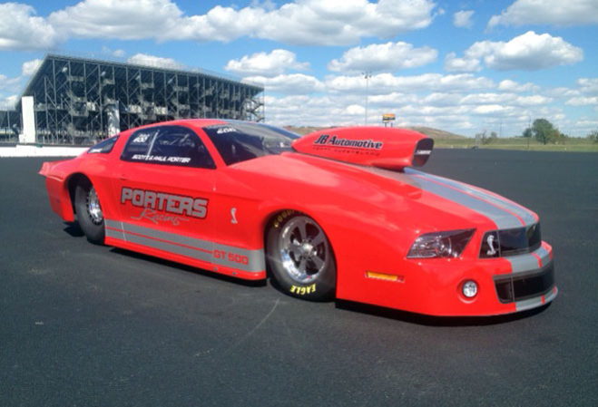Porters Racing team owners Paul and Scott Porter have just returned from the USA, where they took possession of the first 2013 GT500 Shelby Pro Stock Mustang to be built by Jerry Haas Race Cars in Missouri. The Porters, engine builder John Barbagallo and Chris McMillan spent three days at ZMax Dragway at Charlotte in North Carolina meeting up with Haas, who introduced the Porters team to a number of NHRA Pro Stock racers.
