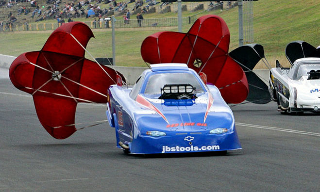 Wayne Newby comes back to confront some demons this weekend February 23-24 at Adelaide International Raceway’s Aeroflow Summer Speedfest, returning to the scene of a dramatic final round crash last year. Newby’s JBS Tools dragster overpowered the track and turned right into the safety barriers, writing off the rail car (below) and forcing the early debut of a new Top Alcohol Funny Car (above).