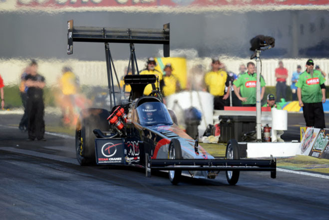 The Santo’s Cranes Super 3 Extreme Drag Race at Willowbank Raceway will play host to NHRA royalty later this month when three-time NHRA Top Fuel champion Larry Dixon and renowned crew chief Lee Beard jet ‘down under’ to join the Rapisarda International Autosport team at the 29-30 March event.