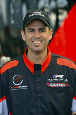 Three times world Top Fuel champion Larry Dixon flies into Australia tomorrow, ready to be fitted up for the Rapisarda Autosport International dragster he will drive at the Santo’s Cranes Super 3 Extreme Drag Race at Willowbank Raceway on March 29 and 30.