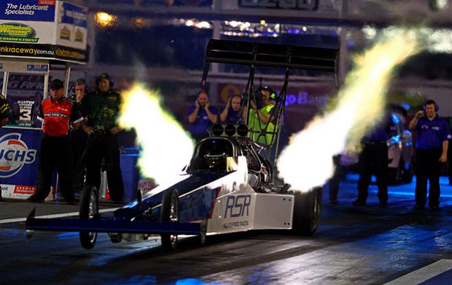 Brisbane-based Englishman Steve Read had one of the most memorable weekends of his career at the Santo’s Cranes Super 3 Drag Race at Willowbank Raceway by taking two wins in two nights under the double header championship format.