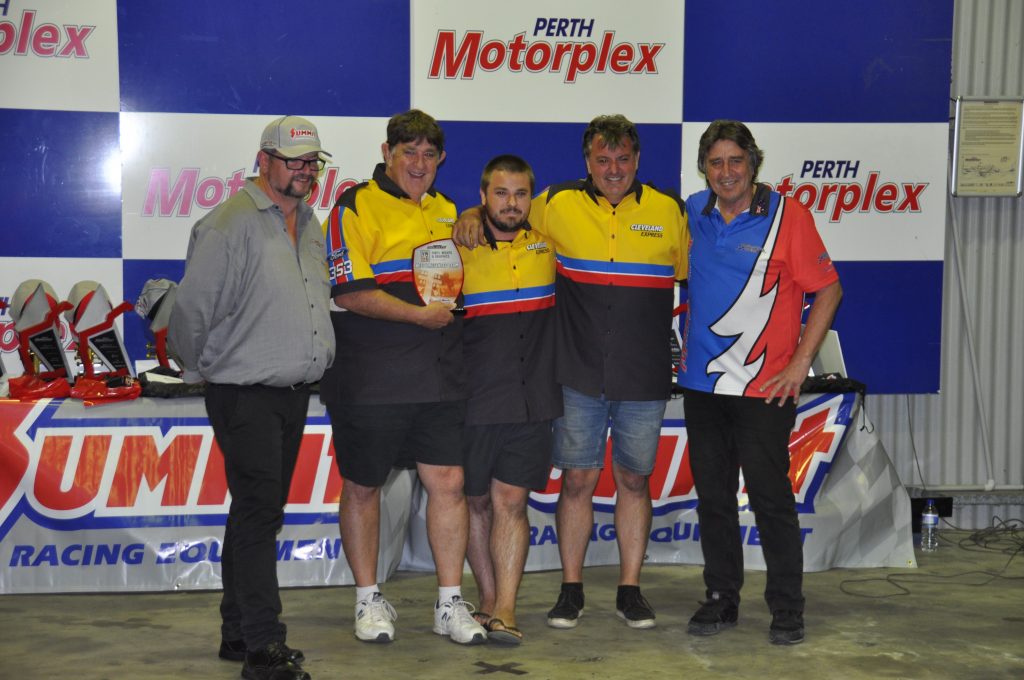 VINYL WRAPS & GRAPHICS BEST PRESENTED: TREASURE FAMILY RACING