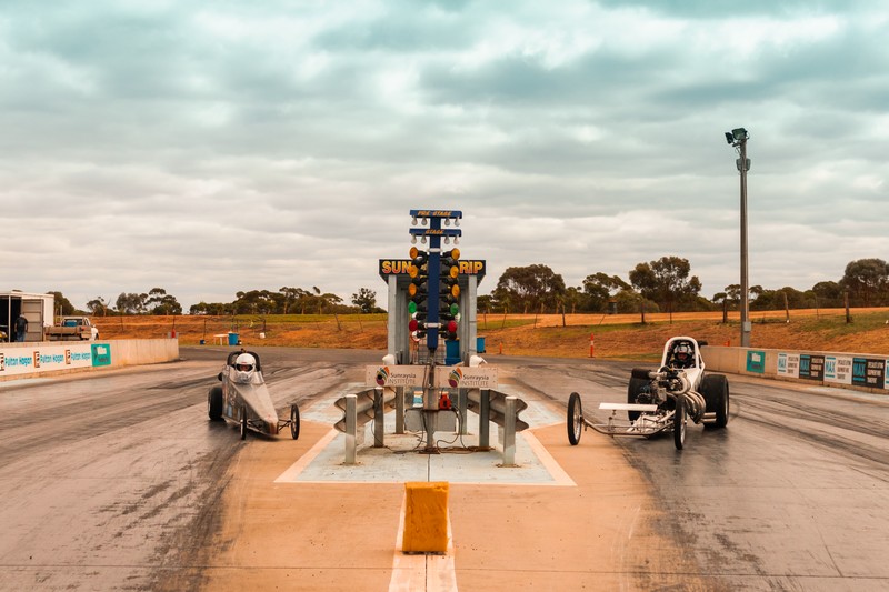 MOTHER AND SON RACING AHEAD TO MILDURA